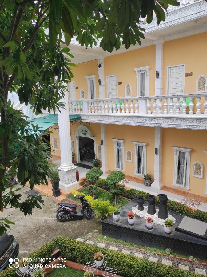 Hotel Nayora Prabumulih Perabumulih ภายนอก รูปภาพ