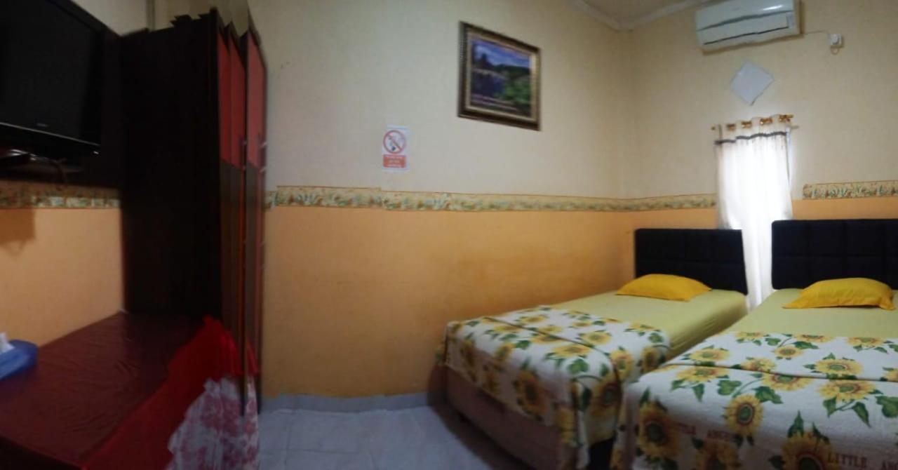 Hotel Nayora Prabumulih Perabumulih ภายนอก รูปภาพ