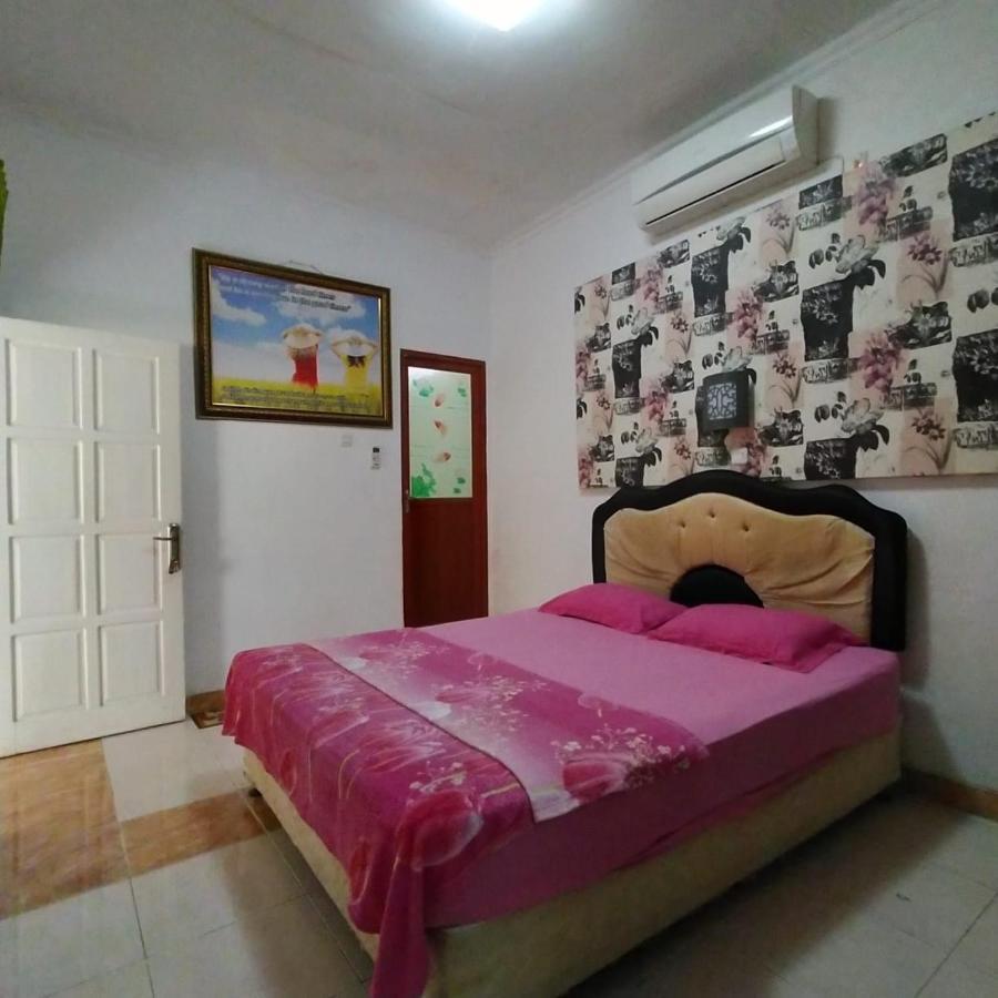 Hotel Nayora Prabumulih Perabumulih ภายนอก รูปภาพ